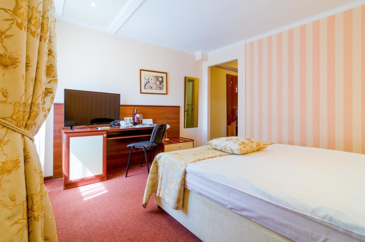 Raziotel كريفوي روغ المظهر الخارجي الصورة